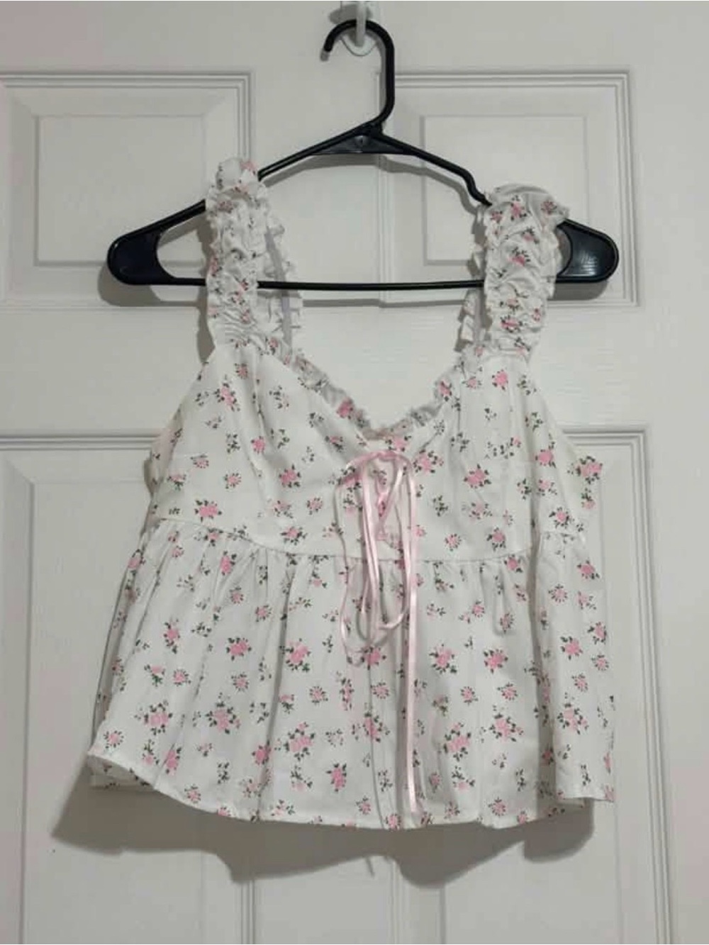 Floral Ruffle-Strap Camisole Top - White with Pink Roses